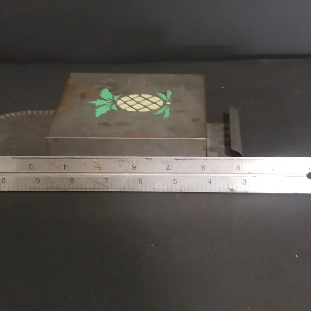 CURRENT PINEAPPLE METAL WALL DECOR LEAVE A NOTE HOLDER